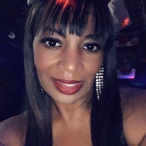 Meet your Posher, Zandra